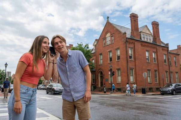 AudaTours Baltimore Audio Tour: A Tapestry of Memorials, Markets, and Myths